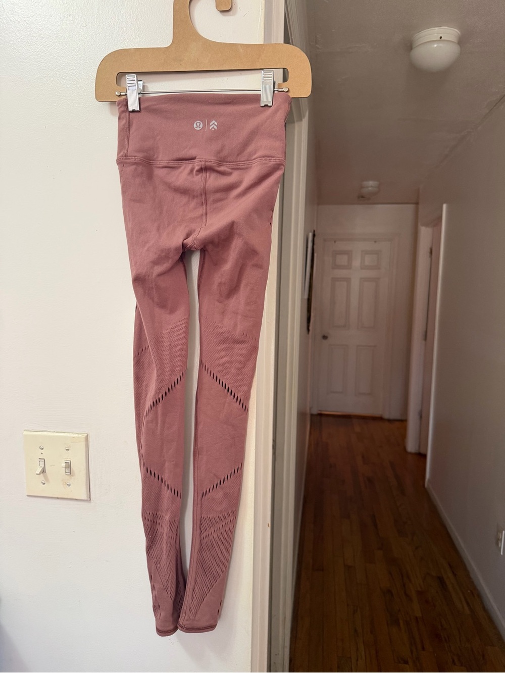 lululemon athletica Women’s Dusty Rose Seamless Leggings